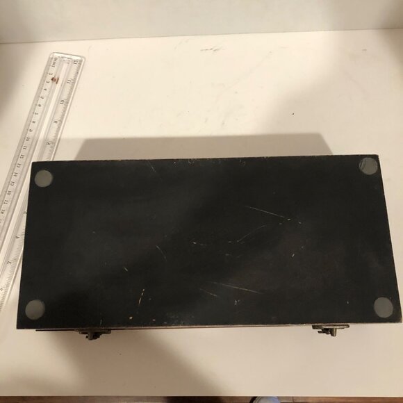 Pretty VTG Wooden footed Box with Violin decal on top, velvet lined - Picture 9 of 9